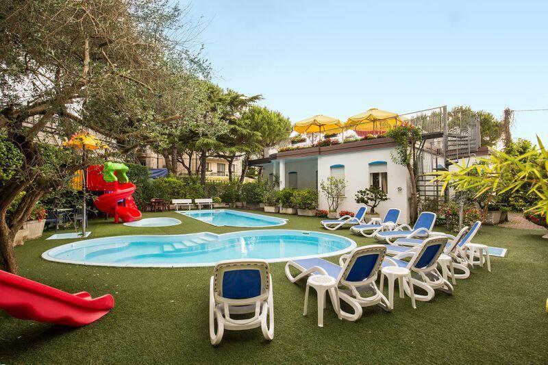 Hotel Manzoni Lido di Jesolo Exterior foto
